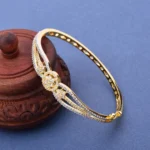 Luminous Gold Diamond Bracelet with Adjustable Lock System - Image 2